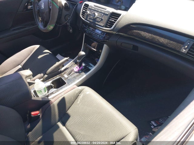 Honda ACCORD LX 2017 1HGCR2F31HA015131 Image 5