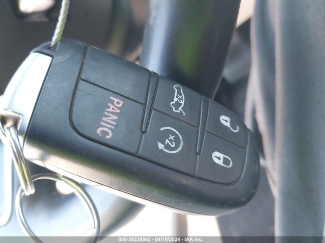 Chrysler 200 Limited 2015 1C3CCCAB8FN689579 Image 11