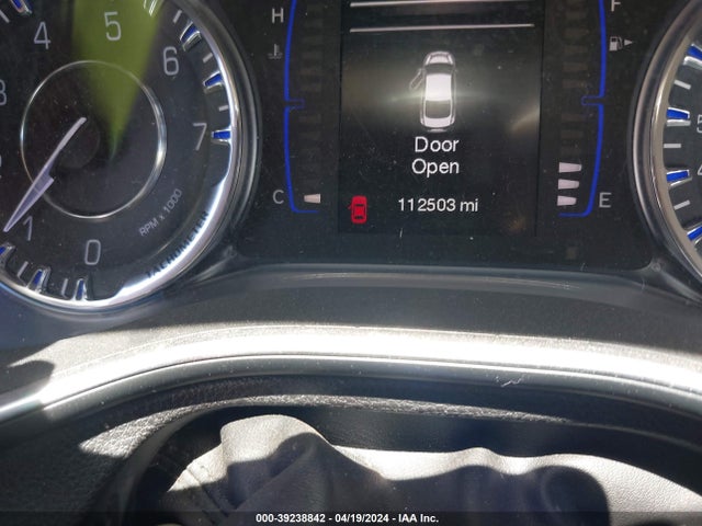 Chrysler 200 Limited 2015 1C3CCCAB8FN689579 Image 7