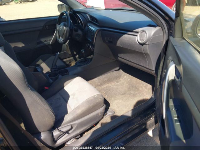 JTKJF5C70FJ009835 Scion TC