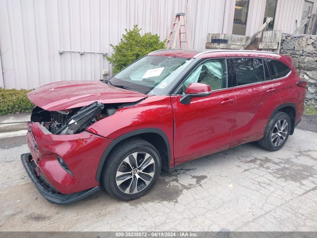 Toyota Highlander Xle 2021 5TDHZRBHXMS083553 Image 2