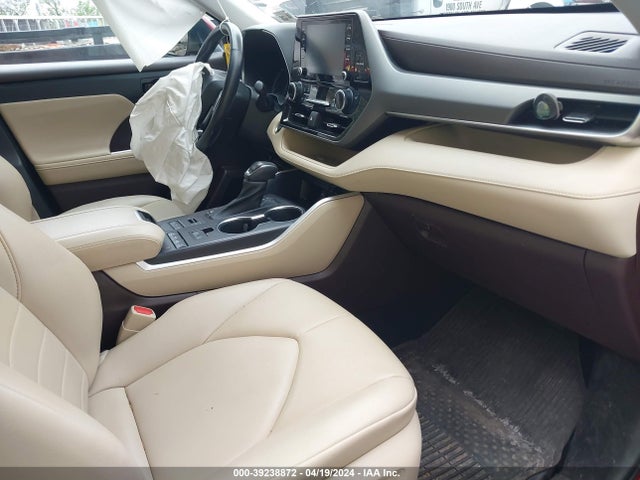 Toyota Highlander Xle 2021 5TDHZRBHXMS083553 Image 5