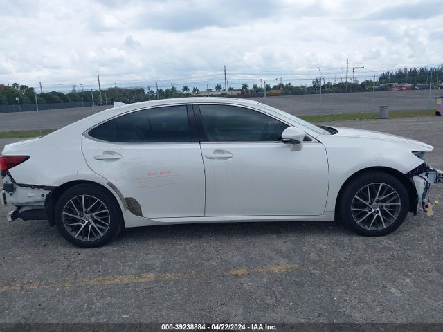 Lexus ES 350 2017 JTHBK1GG7H2253570 Image 13