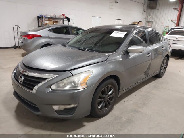 Nissan Altima 2.5 S 2015 1N4AL3AP1FC495606 Image 2