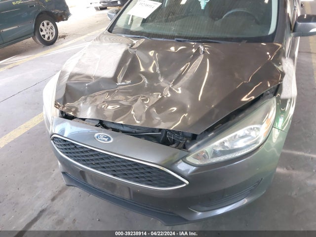 Ford FOCUS SE 2016 1FADP3F25GL282464 Image 13