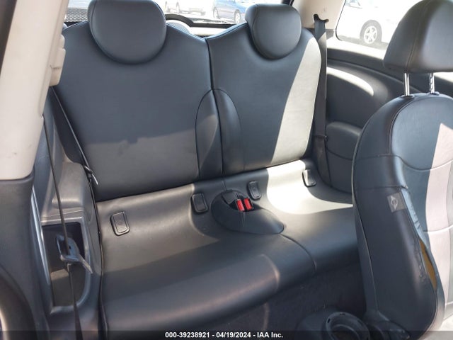2005 MINI COOPER S WMWRE33555TL15526 Photo 7