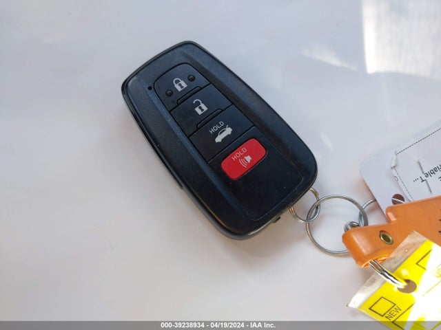 Toyota COROLLA SE 2021 JTDP4MCE3MJ058850 Image 11