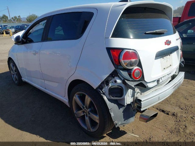 Chevrolet Sonic Rs Manual 2015 1G1JH6SB5F4149206 Image 3
