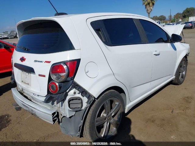 Chevrolet Sonic Rs Manual 2015 1G1JH6SB5F4149206 Image 4