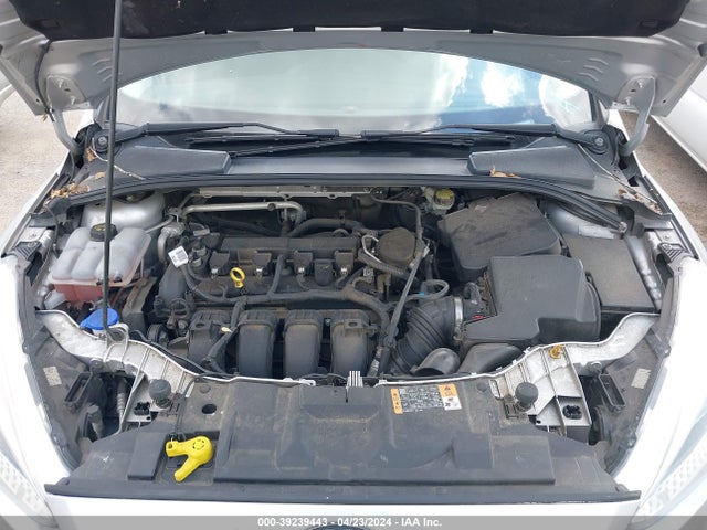 Ford FOCUS SE 2016 1FADP3F25GL239484 Image 10