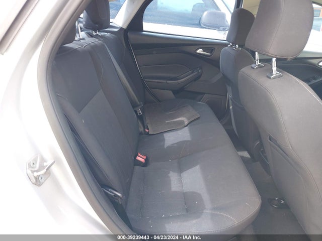 Ford FOCUS SE 2016 1FADP3F25GL239484 Image 8