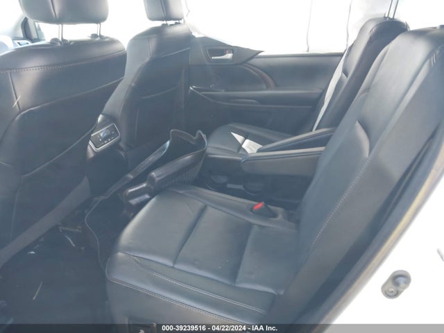 Toyota Highlander Xle 2019 5TDJZRFH2KS588124 Image 8