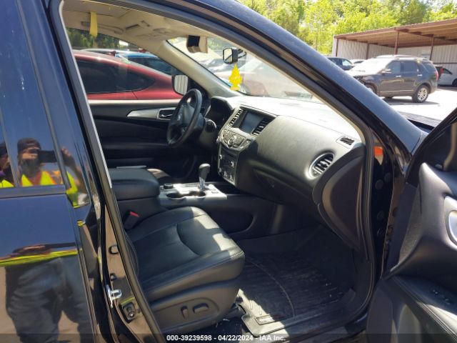 5N1DR2MM8HC600688 Nissan Pathfinder Sl