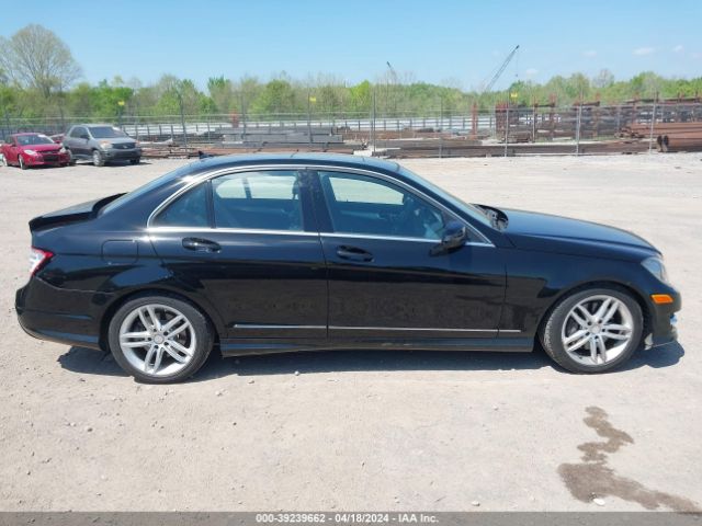 WDDGF8AB0ER320567 Mercedes-Benz C 300 Luxury 4matic/sport 4matic