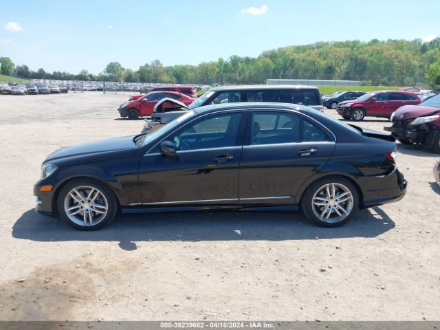 WDDGF8AB0ER320567 Mercedes-Benz C 300 Luxury 4matic/sport 4matic