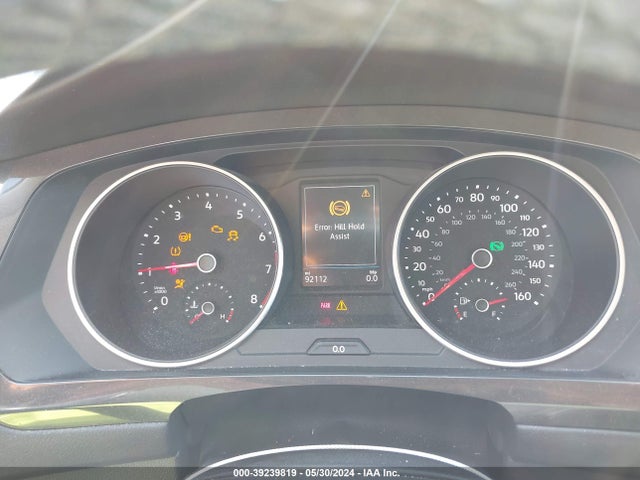 3VV3B7AX9JM011817 Volkswagen Tiguan 2.0t Se/2.0t Sel