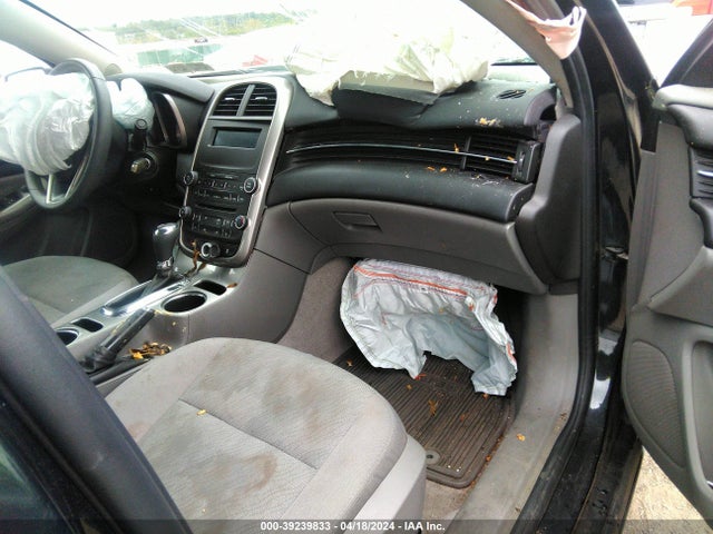Chevrolet MALIBU LS 2015 1G11B5SL5FF136996 Image 5