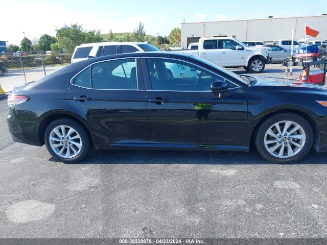 Toyota CAMRY LE 2022 4T1C11AK5NU663723 Image 13