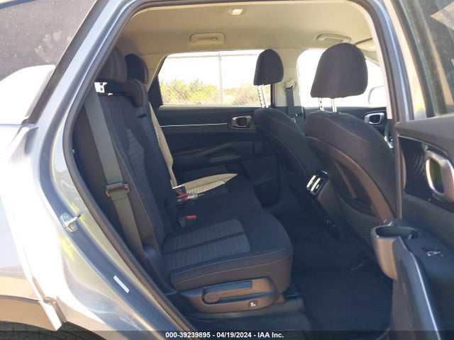 KIA SORENTO LX 2023 5XYRGDLC5PG210095 Image 8