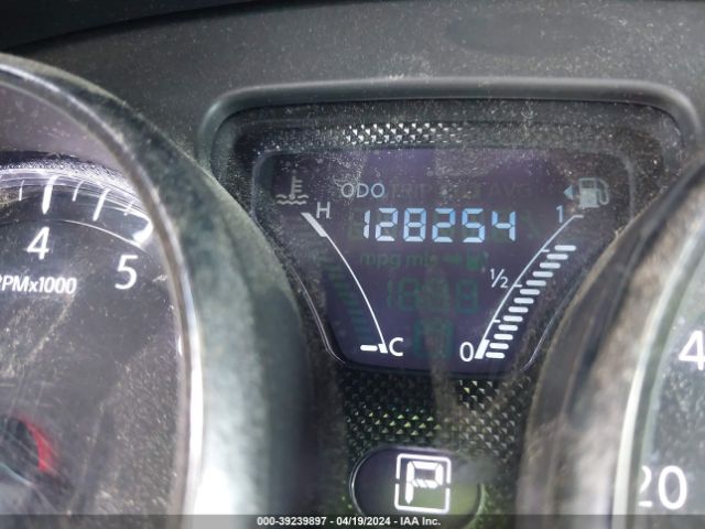 3N1CN7AP1HL878802 Nissan Versa 1.6 Sv