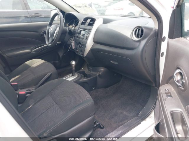 3N1CN7AP1HL878802 Nissan Versa 1.6 Sv