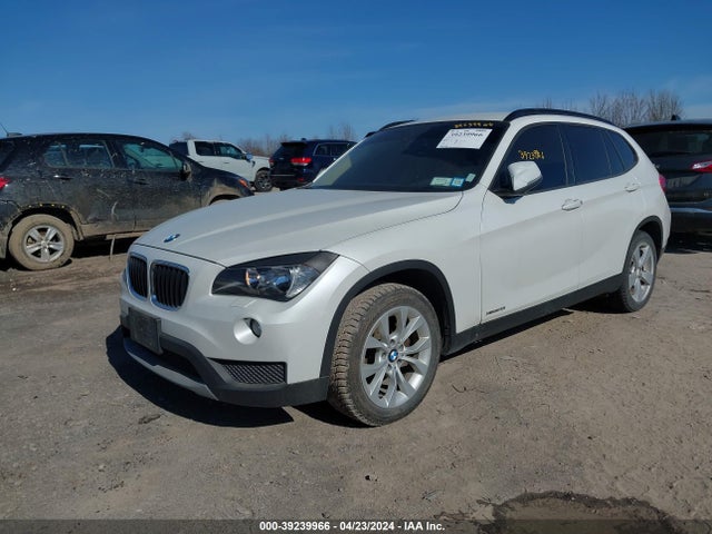 BMW X1 Xdrive28i 2014 WBAVL1C51EVY13008 Image 2