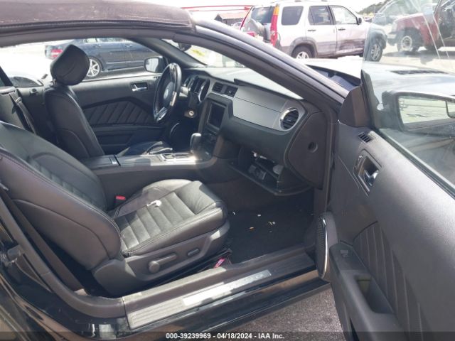 1ZVBP8FF1E5318022 Ford Mustang Gt Premium