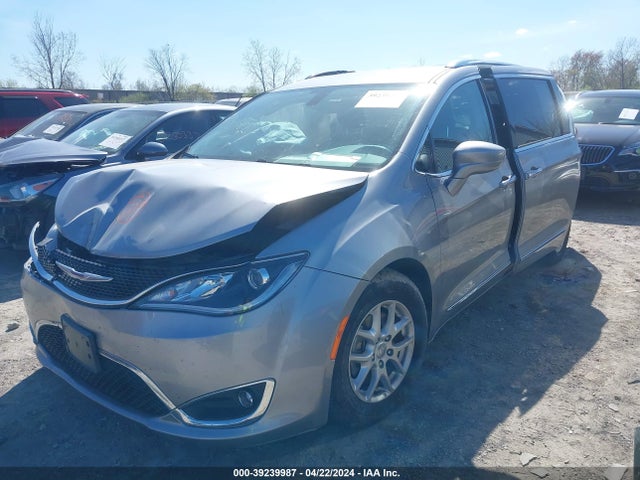Chrysler Pacifica Touring L 2020 2C4RC1BGXLR278901 Image 2
