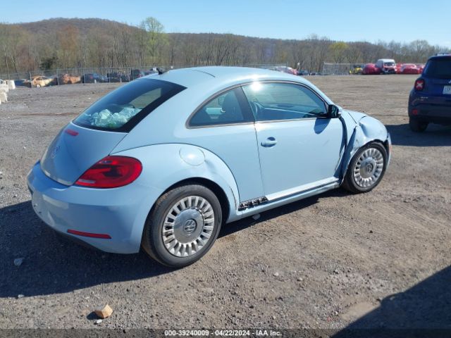 3VWJP7AT3EM632882 Volkswagen Beetle 2.5l