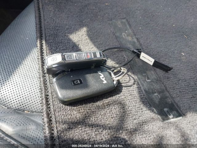 5XYRKDLF6NG104972 KIA Sorento X-line Sx Prestige