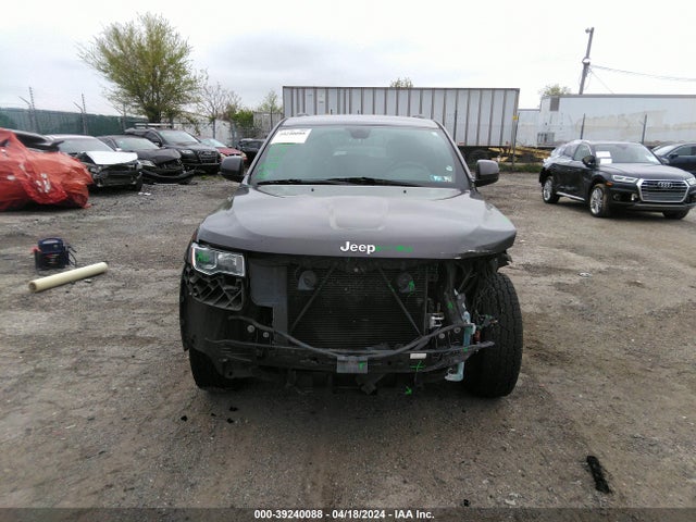 1C4RJFAG5KC566532 Jeep Grand Cherokee Laredo E 4x4