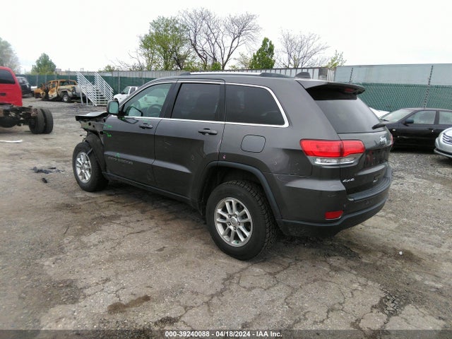 1C4RJFAG5KC566532 Jeep Grand Cherokee Laredo E 4x4