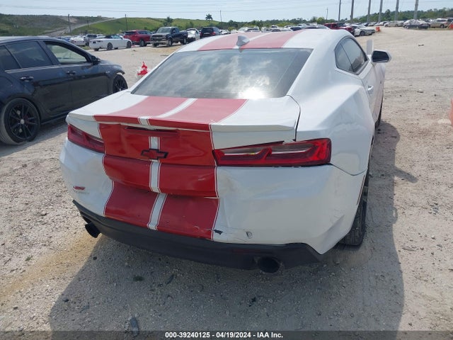 Chevrolet Camaro 1lt 2017 1G1FB1RX5H0141290 Image 6