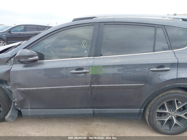 Toyota RAV4 SE 2018 JTMNFREV3JD118227 Image 14