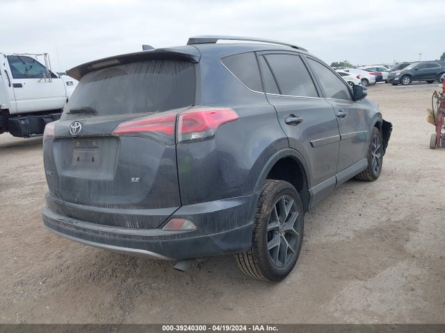 Toyota RAV4 SE 2018 JTMNFREV3JD118227 Image 4