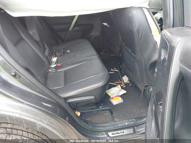 Toyota RAV4 SE 2018 JTMNFREV3JD118227 Image 8