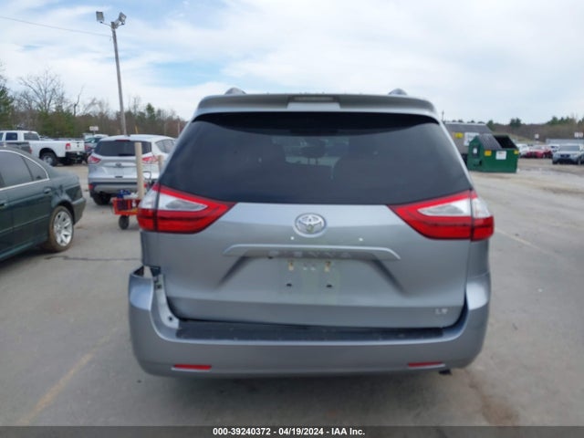 Toyota Sienna Le 8 Passenger 2017 5TDKZ3DC3HS786583 Image 16