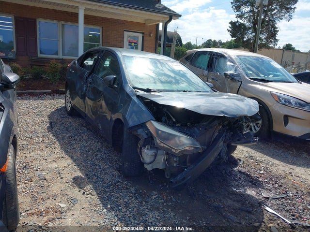 Toyota COROLLA LE 2015 5YFBURHE7FP322831 zdjęcie główne