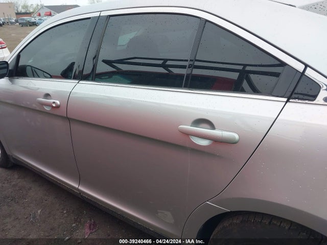 Ford TAURUS SE 2015 1FAHP2D88FG120662 Image 14