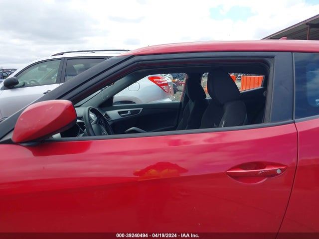 Hyundai Veloster Base W/black 2014 KMHTC6AD9EU184813 Image 15