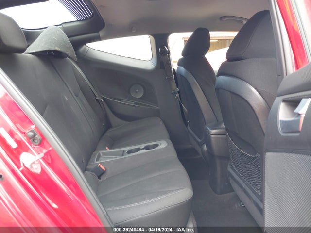 Hyundai Veloster Base W/black 2014 KMHTC6AD9EU184813 Image 8