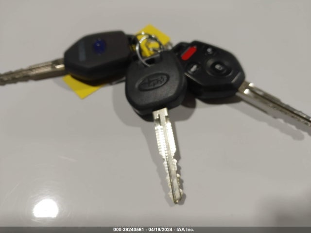 JF2GPABCXG8251595 Subaru Crosstrek 2.0i Premium