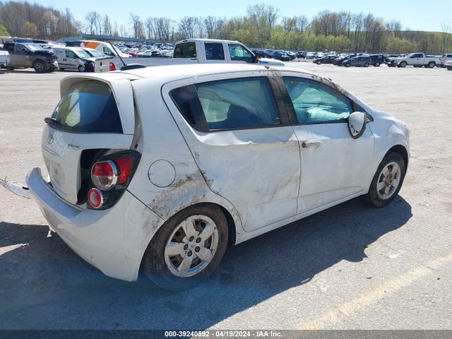Chevrolet Sonic Ls Auto 2016 1G1JA6SG3G4169262 Image 4