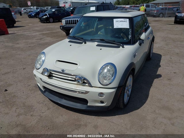 2005 MINI COOPER S WMWRE33455TG95283 Photo 1