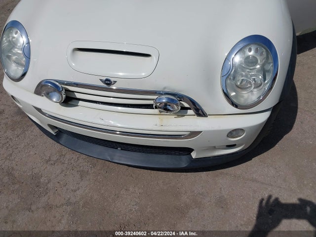 2005 MINI COOPER S WMWRE33455TG95283 Photo 5