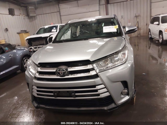 Toyota Highlander Xle 2017 5TDJZRFH5HS522739 Image 13