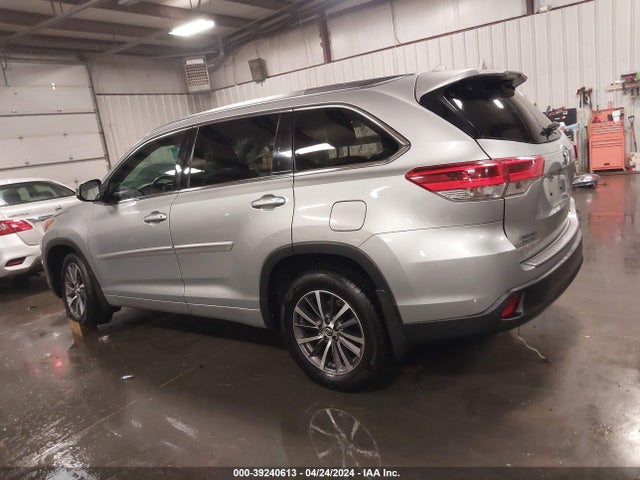 Toyota Highlander Xle 2017 5TDJZRFH5HS522739 Image 15