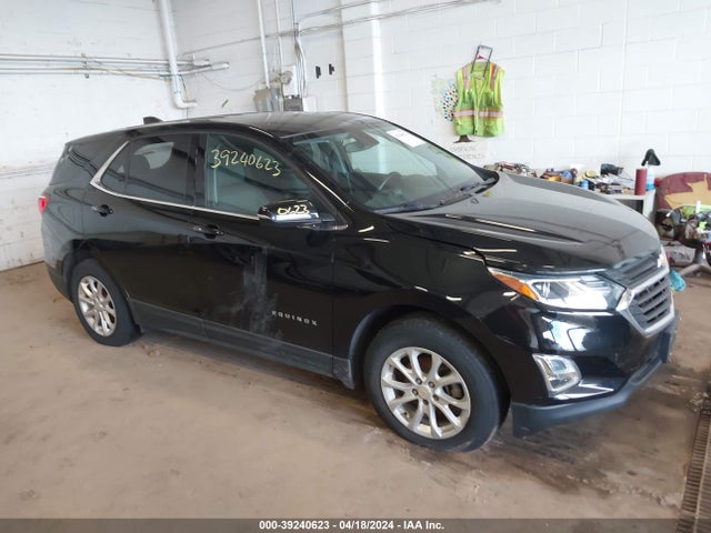 Chevrolet EQUINOX LT 2018 2GNAXSEV2J6185670 Image 1
