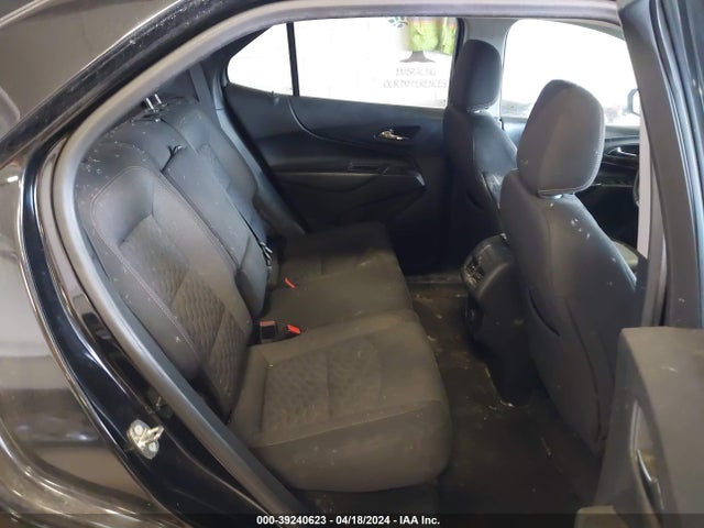 Chevrolet EQUINOX LT 2018 2GNAXSEV2J6185670 Image 8