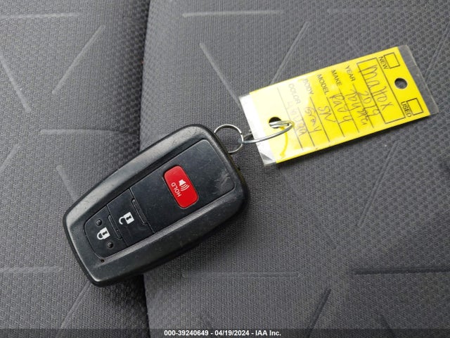 Toyota Rav4 Xle 2019 JTMP1RFV0KD516163 Image 11